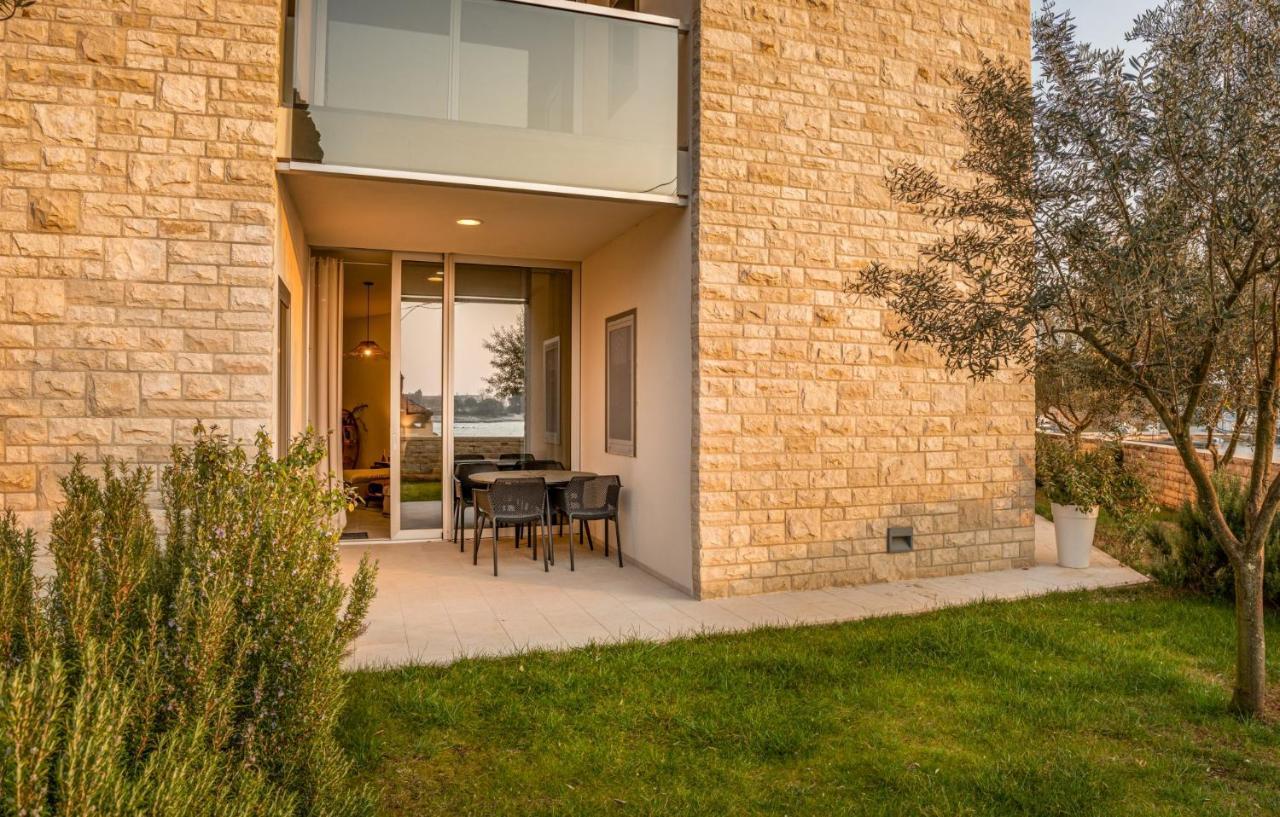 Apartment Nobilis Zambratija  Exteriér fotografie